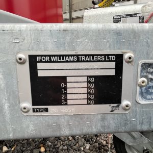 Ifor Williams Horse Trailer HBX511 Red Spec