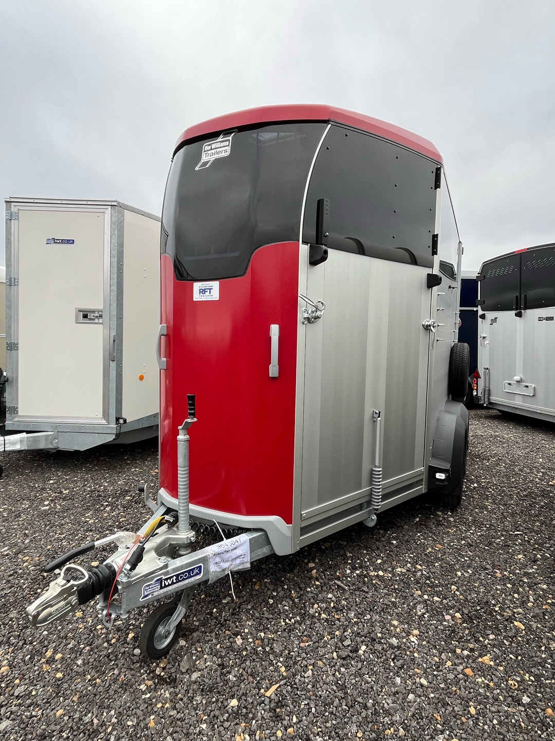 Ifor Williams Horse Trailer HBX511 Red