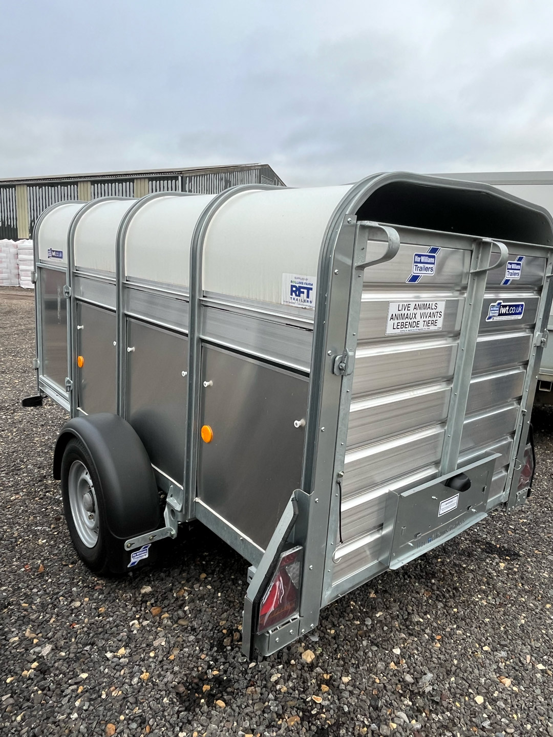 Ifor Williams P8G Livestock Tailer