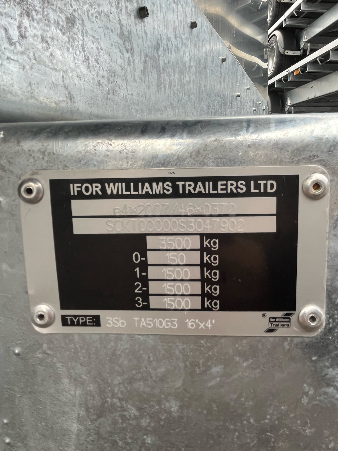 Ifor Williams TA510G3 16'x4’ Livestock Trailer Spec