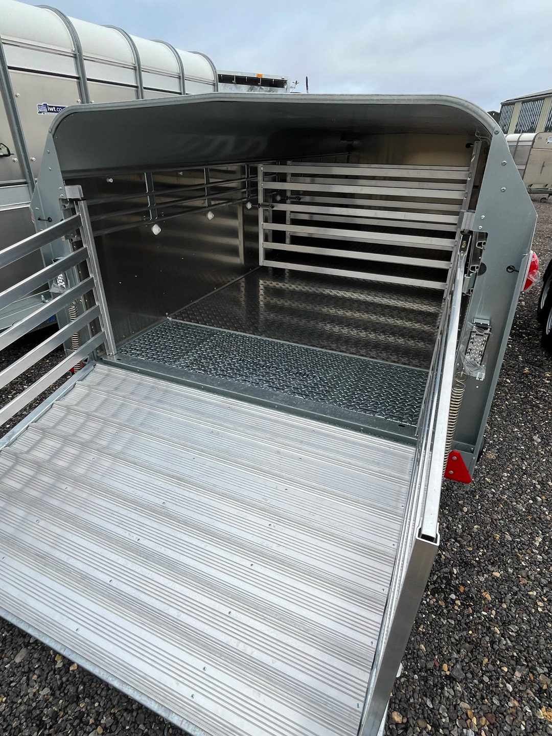 Ifor Williams TA510G3 16'x4’ Livestock Trailer