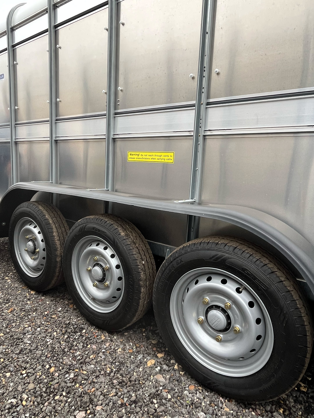 Ifor Williams TA510G3 16'x6’ Livestock Trailer
