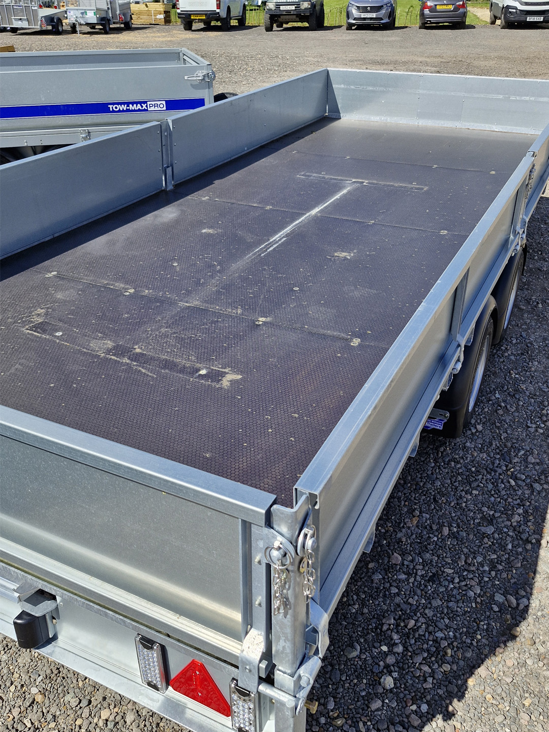 Ifor Williams LM1666 flatbed trailer with drop sides, top view.