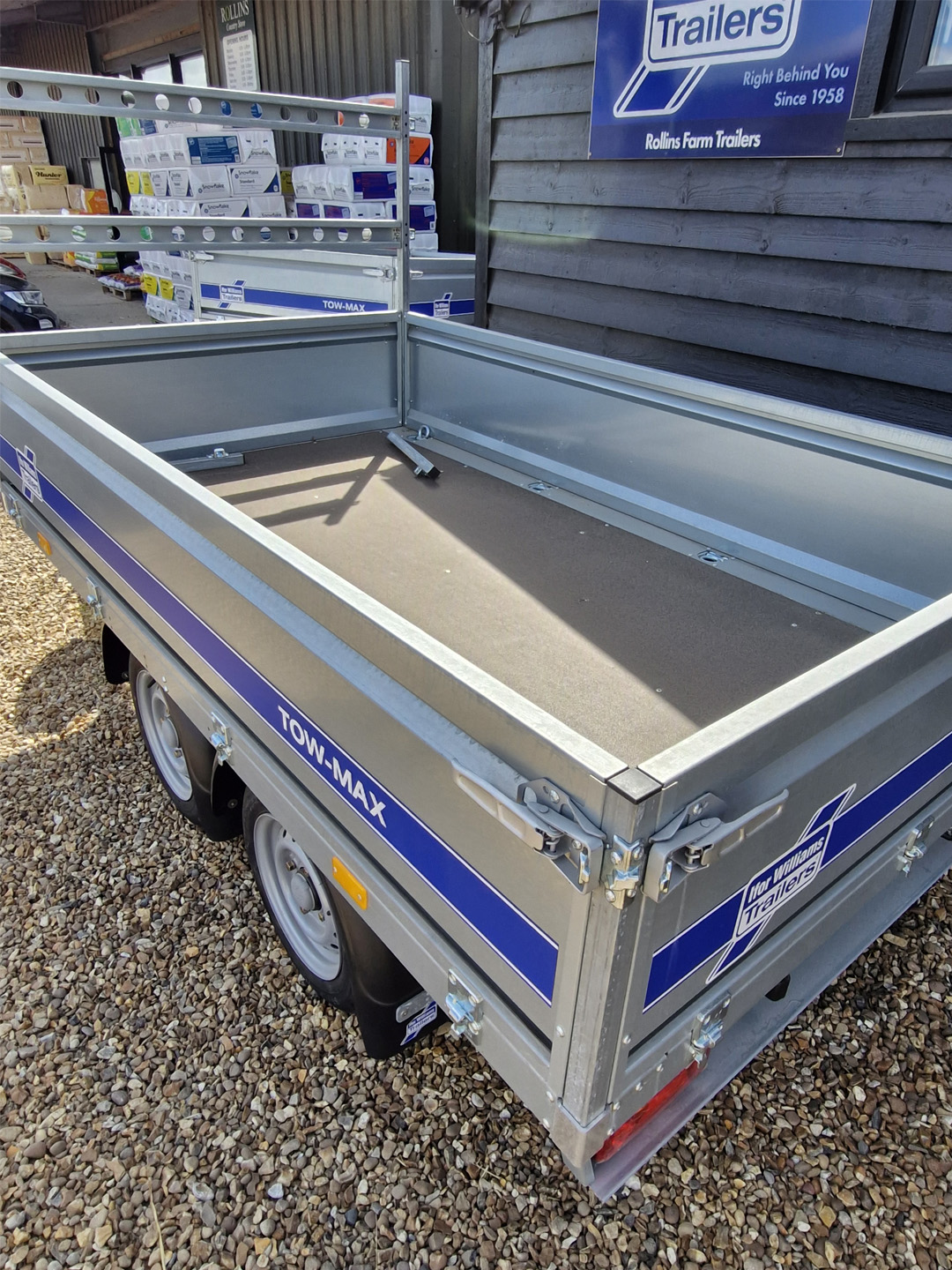 Ifor Williams TM202-2514 Tow-Max flatbed trailer with drop sides