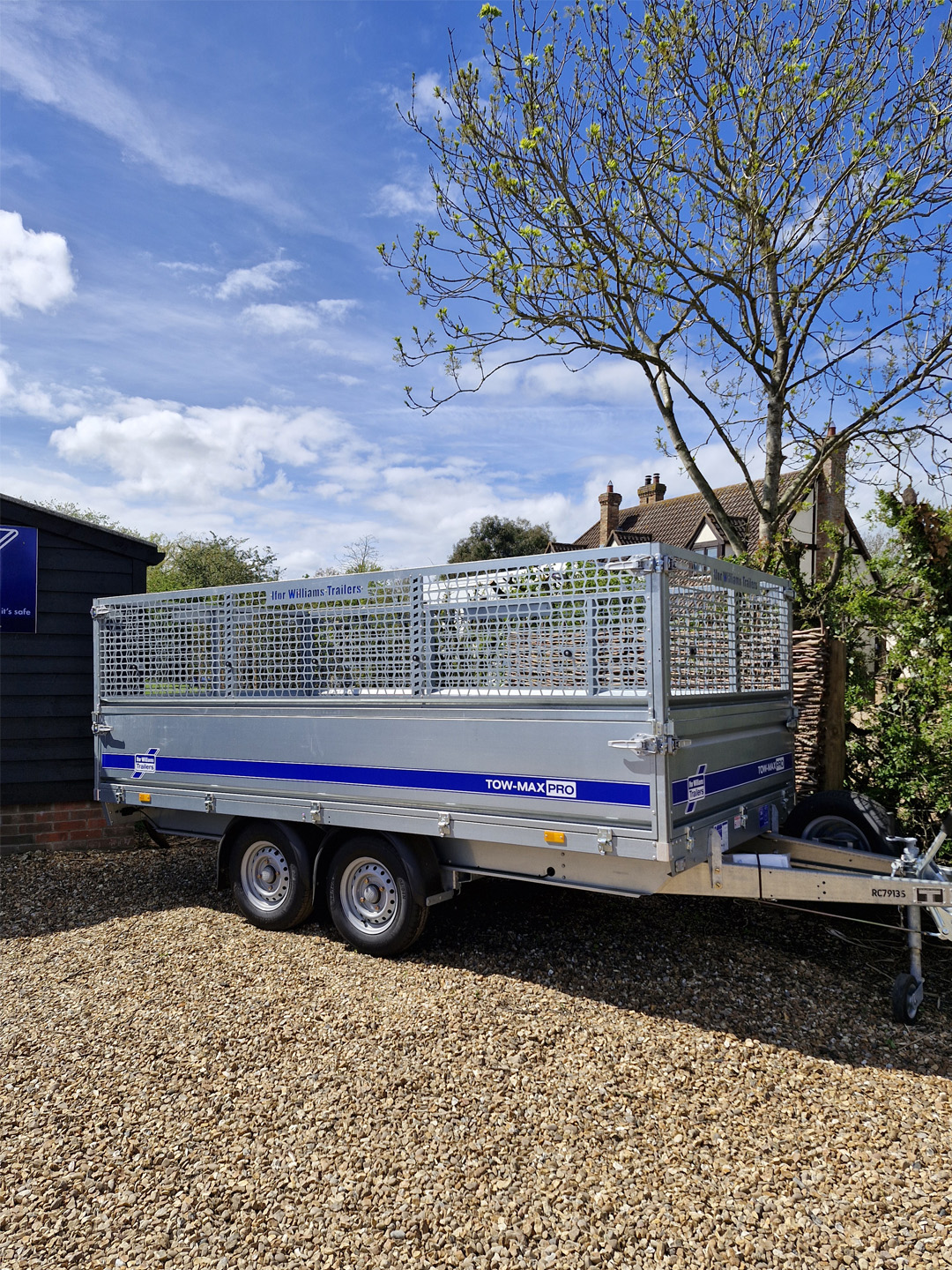 Ifor Williams TM272-3617 Tow-Max Pro Flatbed Trailer with mesh sides