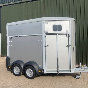 Ifor Williams HB506 Horse Trailer