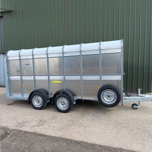 Ifor Williams TA510-14 twin Livestock Trailer